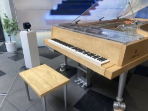 ryuichi-sakamoto_piano02
